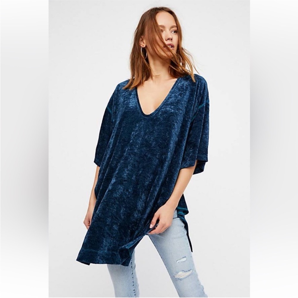 We The Free Luxe Tunic Top in Jewel Blue Crushed Velvet - Size S